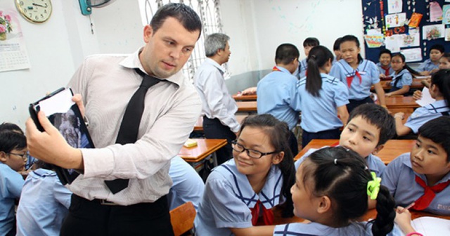 Việt Nam chưa có đơn vị nào được cho phép tổ chức bồi dưỡng và cấp chứng chỉ đào tạo dạy ngoại ngữ cho người nước ngoài.