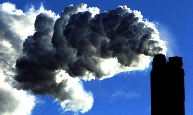 Lượng khí thải carbon tăng trở lại vào năm 2021 sau khi giảm kỷ lục vì Covid-19. Ảnh minh họa: PA.