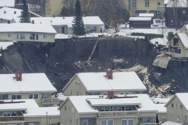 Khu vực sạt lở đất tại Oslo. Ảnh: AFP