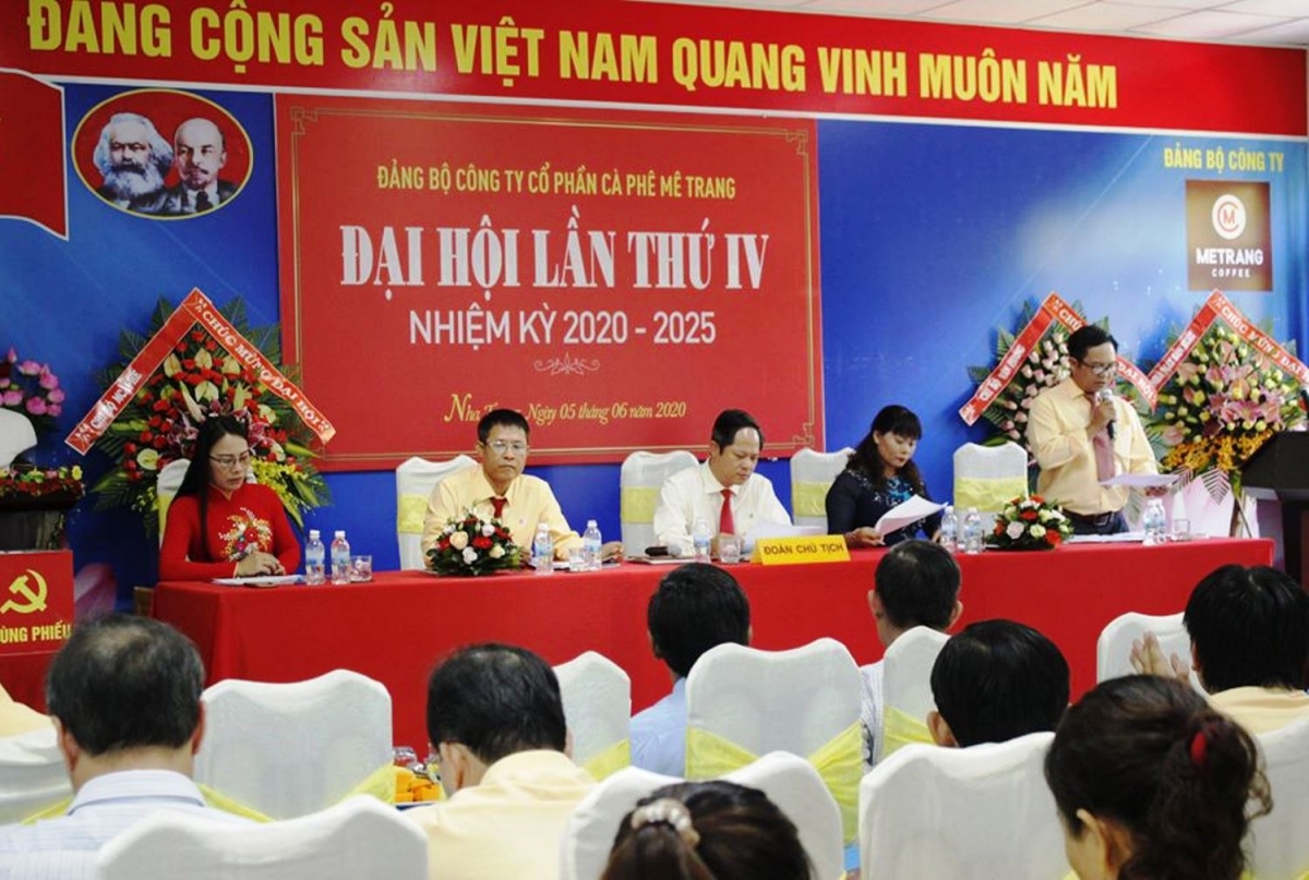 Đại hội Đảng bộ Công ty Cà phê Mê Trang, một doanh nghiệp tư nhân ở tỉnh Khánh Hòa.