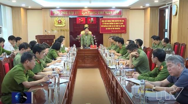  Thượng tướng Nguyễn Văn Sơn - Thứ trưởng Bộ Công an phát biểu tại buổi làm việc