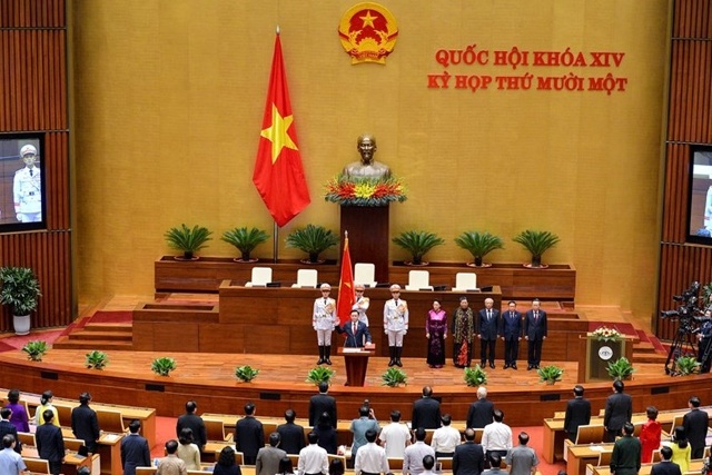 Chủ tịch Quốc hội Vương Đình Huệ tuyên thệ nhậm chức. Ảnh: QH.