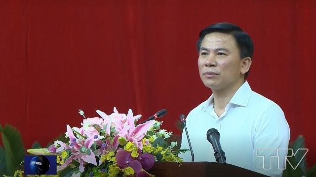 Đồng ch&iacute; B&iacute; thư Tỉnh ủy Đỗ Trọng Hưng ph&aacute;t biểu tại hội nghị