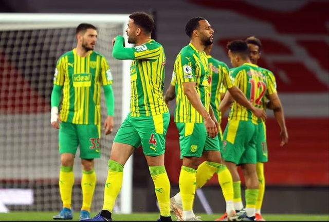 West Brom thúc thủ trước Arsenal ở vòng 35 Premier League và chính thức xuống hạng sớm 3 vòng đấu