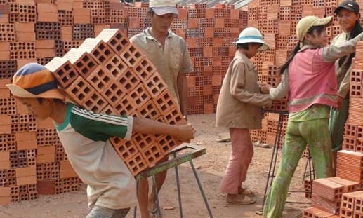 Xử lý nghiêm các vụ việc vi phạm pháp luật về sử dụng lao động trẻ em - Ảnh minh hoạ