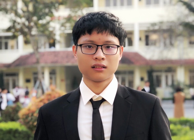 Nguyễn Trọng Thuận đoạt Huy chương Bạc Olympic Vật l&yacute; quốc tế năm 2021