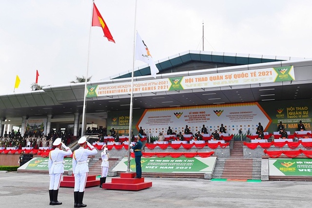 Lễ thượng cờ Army Games 2021 tại Việt Nam, diễn ra vào sáng 30/8. (Ảnh: Vũ Hùng).