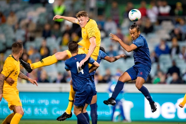 Harry Souttar đã ghi tới 6 bàn ở vòng loại World Cup 2022 nhờ khả năng không chiến cực tốt.