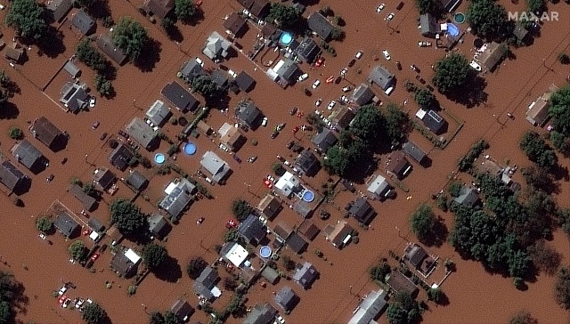 Lũ lụt tại Manville, bang New Jersey (Mỹ) do ảnh hưởng của bão Ida. Nguồn: Reuters