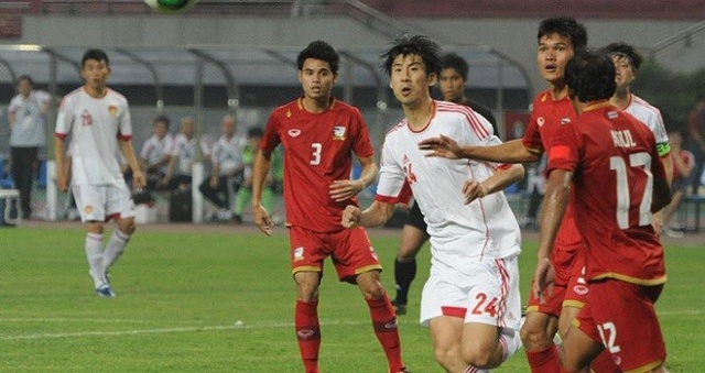 Tuyển Trung Quốc (áo trắng) từng thua Thái Lan 1-5 năm 2013. Ảnh: Sina.