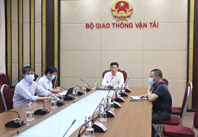 Thứ trưởng Nguyễn Xuân Sang chủ trì cuộc họp trực tuyến tại điểm cầu Bộ GTVT