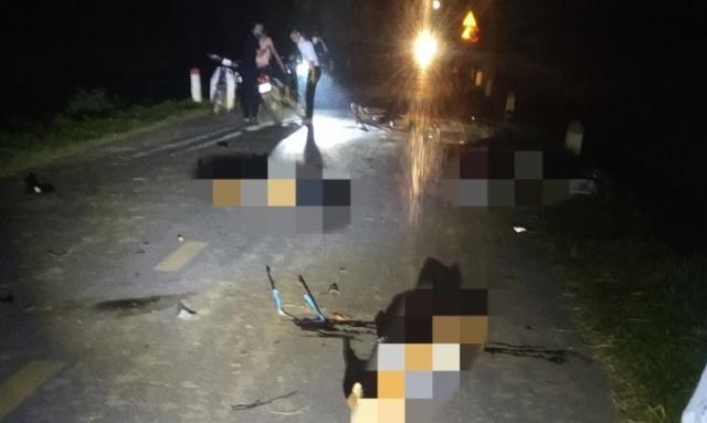 Tai nạn liên hoàn trong đêm ở Phú Thọ khiến 5 thanh niên tử vong tại chỗ