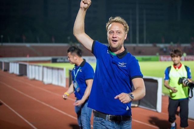 Huấn luyện viên Alexandre Polking sẽ dẫn dắt tuyển Thái Lan tại AFF Cup 2020. Ảnh: Siam Sports.