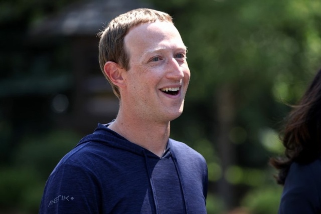 Nhà sáng lập Facebook Mark Zuckerberg lên tiếng sau sự cố Facebook sập toàn cầu. Ảnh: AFP