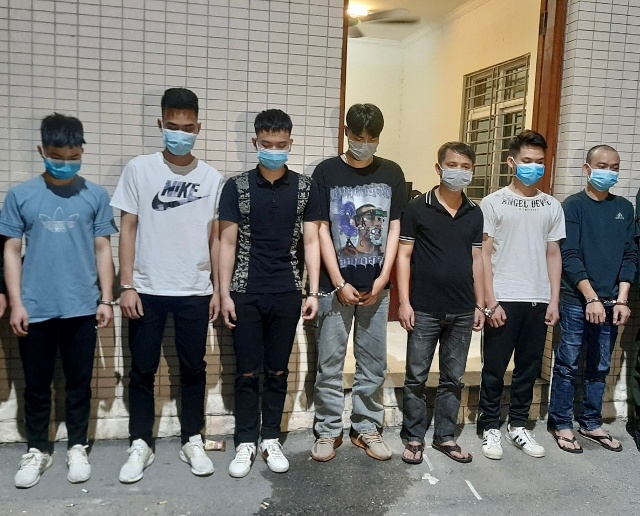 Các đối tượng nam liên quan vụ việc.