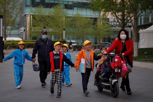Chuyên gia cảnh báo rằng, Trung Quốc đang đối mặt với tình trạng già hóa dân số (Ảnh: Reuters).