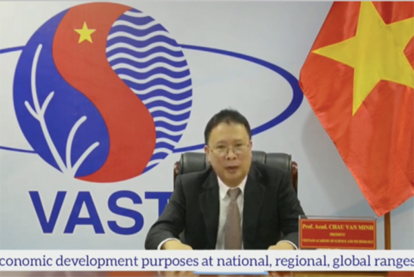 GS.VS. Châu Văn Minh – Chủ tịch Viện Hàn lâm Khoa học và Công nghệ Việt Nam phát biểu khai mạc APRSAF-27.