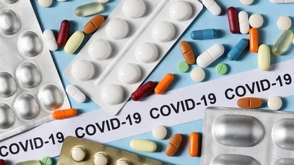 Bộ Y tế khẩn trương nghiên cứu việc vận dụng tối đa quy định của pháp luật về thử nghiệm lâm sàng để có thể cấp phép lưu hành các thuốc mới điều trị COVID-19 nhanh hơn, đáp ứng yêu cầu cấp bách phòng, chống dịch.