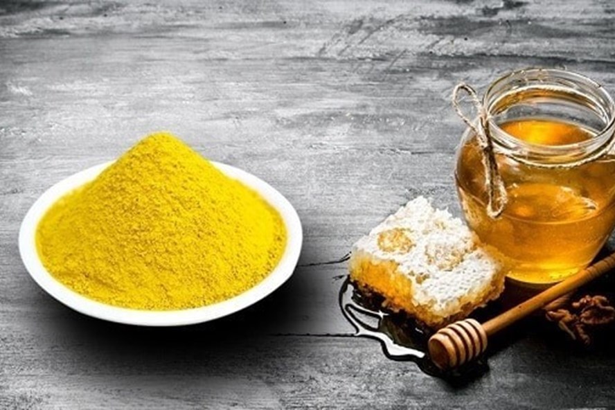 Trà nghệ mật ong giúp tăng cường miễn dịch. Ảnh: AFP