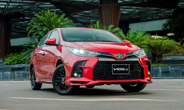 Toyota Vios có doanh số tăng nhẹ so với tháng trước và vẫn giữ vững vị trí đầu phân khúc sedan trong tháng 12/2021.