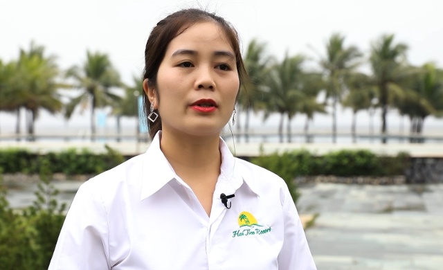 Chị Cao Thị Hương, Quản lý Khách sạn Hải Tiến resort: Hiện tại chúng tôi đang tiến hành nâng cấp, cải tạo hệ thống phòng cũng như các dịch vụ kèm theo. Chúng tôi cũng đang đưa vào sử dụng khu vực vui chơi giải trí dành cho trẻ em.