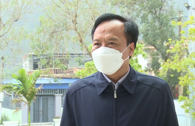A/Hình: Ông Lê Thanh Cảnh – Chủ tịch UBND xã Hoằng Trường, huyện Hoằng Hóa   Chùa Bụt là 1 hạng mục nằm trong Khu VH du lịch tâm linh của Hoằng Trường, điểm đến của sinh thái biển Hải Tiến. Để phát huy giá trị licj sử, UBND đã có quan tâm đầu tư các di tích trên địa bàn, trong đó là khu tâm linh lịch trường, tượng đài lão dân quân Hoằng Trường. Tại khu văn hóa tâm linh Lạch Trường số lượng du khách đến đây ước đạt 100 ngàn lượt khách.
