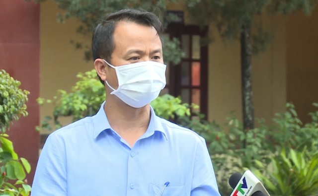 /V: Nguyễn Cao Thiên- Phó trưởng phòng Văn hóa và thông tin huyện Hoằng Hóa, Thanh Hóa  (Trong chương trình phát triển du lịch của huyện cũng đã  hình thành các tuyến du lịch , từ chùa Bụt đi chùa Hồi Long….đi Phủ Vàng…. Chúng tôi rất quan tâm hình thành các tour, tuyến trên địa bàn).