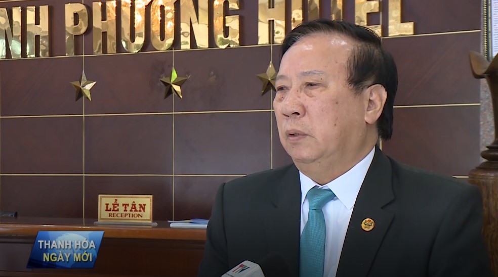 Tiến sỹ Lê Xuân Thảo, Giám đốc Công ty Đầu tư và Du lịch Hải Tiến: Hiện nay chúng tôi đang phấn đấu sẽ có những khách sạn 4 sao, do đó việc tăng cường đào tạo nhân lực, hạ tầng du lịch luôn được chúng tôi đặc biệt chú trọng. Bên cạnh đó, chúng tôi sẽ xây dựng thêm những khu vui chơi giải trí và mở rộng hệ thống giao thông thuận lợi để phục vụ du khách đến với biển Hải Tiến