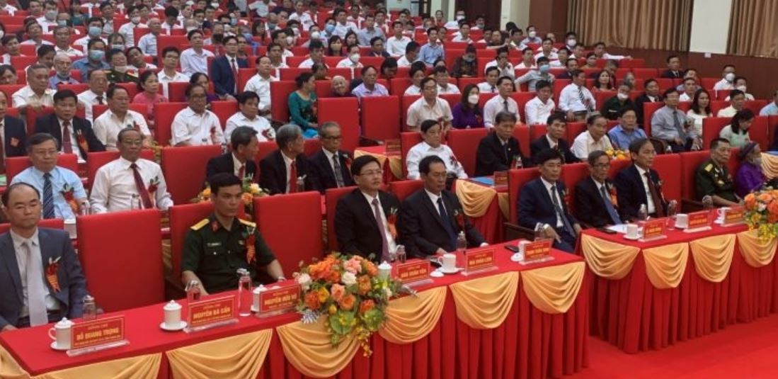 Các đại biểu dự tại điểm cầu huyện Nông Cống