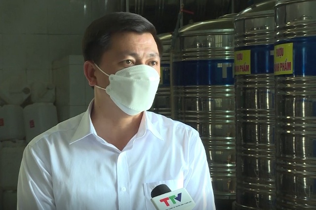 Ông Nguyễn Văn Sơn  Chủ tịch UBND xã Dân Lý, huyện Triệu Sơn, tỉnh Thanh Hóa  (Đảng ủy, chính quyền quan tâm tạo cơ chế hỗ trợ về vay vốn, các điều kiện để cơ sở sản xuất tốt nhất; giao cho một số tổ chức,ban ngành, đặc biệt là chi hội phụ nữ tham gia cùng gđ tham gia sản xuất.)