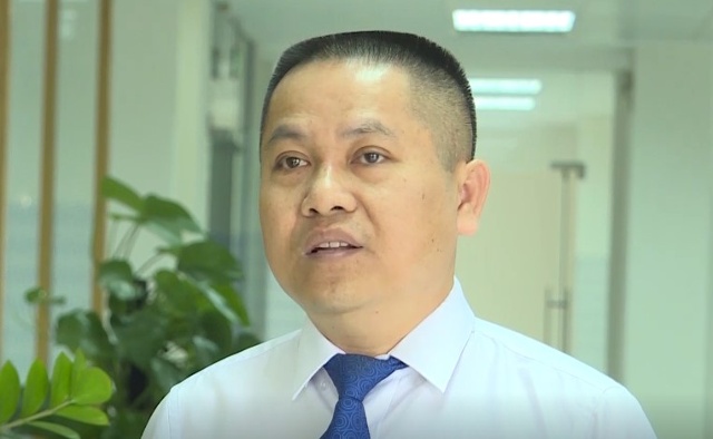 Ông Nguyễn Sơn Hải-Giám đốc Ngân hàng Á Châu Chi nhánh Thanh Hóa cho biết: Chúng tôi có nhiều gói hỗ trợ cho khách hàng doanh nghiệp ảnh hưởng bởi covid, những gói 2000-3000 tỷ với lãi suất 4,5%/năm cho khách hàng doanh nghiệp. Đặc biệt với nhóm xuất nhập khẩu, có chương trình 3000 tỷ vay xuất nhập khẩu (nối 02’22) mặc dù các DN có dấu hiệu phục hồi nhưng ACB vẫn tiếp tục đồng hành và có những chương trình mạnh tay hơn hỗ trợ khách hàng,mong giải quyết được khó khăn vướng mắc trong hoạt động kinh doanh.