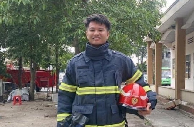 Đồng chí Thái Ngô Hiếu, cán bộ Phòng Cảnh sát phòng cháy, chữa cháy và cứu nạn, cứu hộ, Công an tỉnh Đồng Nai. Ảnh