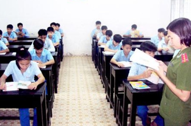 Gi&aacute;o vi&ecirc;n chủ nhiệm ở trường gi&aacute;o dưỡng phải l&agrave; người c&oacute; phẩm chất ch&iacute;nh trị tốt, nắm vững đường lối, ch&iacute;nh s&aacute;ch của Đảng, ph&aacute;p luật của Nh&agrave; nước