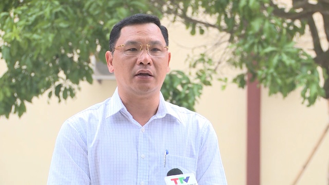 &Ocirc;ng Nguyễn Hữu Dũng, Ph&oacute; Chủ tịch UBND huyện Thọ Xu&acirc;n cho biết, huyện Thọ Xu&acirc;n rất quan t&acirc;m đến việc t&iacute;ch tụ đất đai, c&oacute; l&agrave;m được việc n&agrave;y th&igrave; mới ph&aacute;t triển được sản xuất được h&agrave;ng h&oacute;a theo chuỗi gi&aacute; trị cung cấp cho thị trường, đảm bảo người lao đ&ocirc;ng c&oacute; thu nhập. 