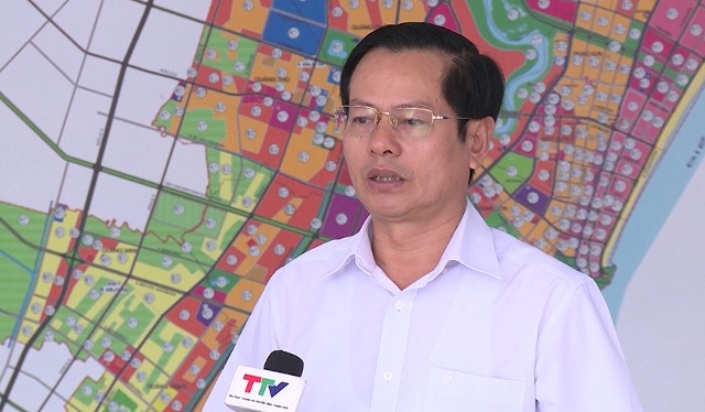 Ông Lê Trung Sơn, Phó Bí thư thường trực Thành ủy Sầm Sơn, tỉnh Thanh Hóa cho biết thêm, thời gian qua, Ban Thường vụ Tỉnh ủy Sầm Sơn đã đẩy mạnh công tác tuyên truyền nhằm giúp cán bộ, đảng viên, đoàn viên, hội viên và các tầng lớp nhân dân trên địa bàn nhận thức sâu sắc, nắm vững 5 quan điểm phát triển, mục tiêu phát triển thành phố Sầm Sơn đến năm 2030, tầm nhìn 2045