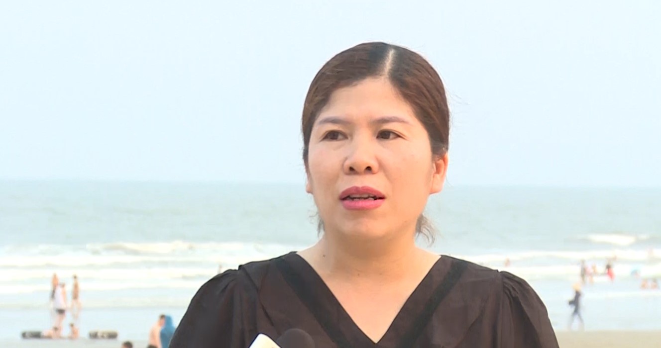 Bà Cao Thị Ngân, Phó Giám đốc Trung tâm VHTT&DL thành phố Sầm Sơn cho biết: UBND thành phố đã xây dựng kế hoạch phát huy giá trị văn hóa trong phát triển du lịch. Những năm qua, thành phố đã đầu tư tôn tạo, tu bổ di tích, quan tâm xây dựng sản phẩm du lịch văn hóa tâm linh, kết nối các tour- tuyến, các điểm đến trên địa bàn với các khu, điểm du lịch trong và ngoài tỉnh.