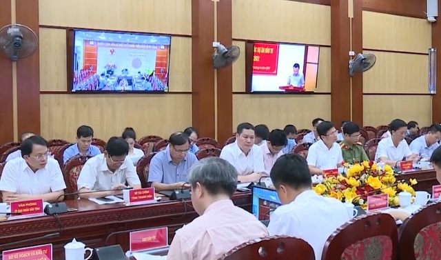 Các đại biểu dự hội nghị tại điểm cầu trụ sở UBND tỉnh.