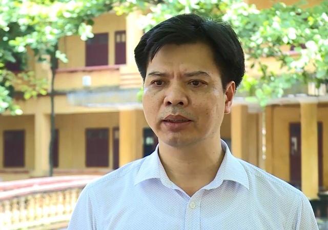 Ông Nguyễn Hữu Thắng - Phó Hiệu trưởng trường Cao đẳng Nông nghiệp Thanh Hoá:  &quot;Chúng tôi mới chỉ đào tạo được các ngành cơ bản, còn những ngành công nghệ cao thì phải cho học sinh đi tham quan, thực tập ở doanh nghiệp vì trường chưa có, chưa đáp ứng được. &quot;