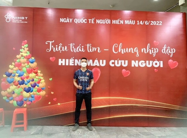 Chàng trai Nguyễn Văn Thanh duy trì thói quen hiến tiểu cầu và máu từ khi còn là sinh viên năm nhất cho đến nay (Ảnh: Van Thanh).