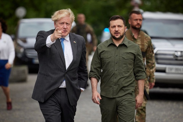 Thủ tướng Anh Boris Johnson bất ngờ tới thăm Ukraine lần thứ 2