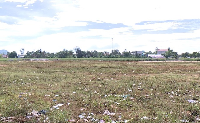 Dự án đầu tư xây dựng khu thương mại đô thị tại phường Hải Bình, thị xã Nghi Sơn vẫn là khu đất trống.