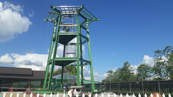 X&acirc;y dựng đ&agrave;i ngắm hoa tươi tại l&agrave;ng hoa Sa Đ&eacute;c - Ảnh 2.