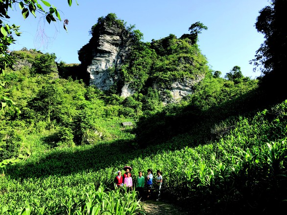 Phiêu diêu ở vùng đất bằng trên cao Phiêng Chỉ - Ảnh 2. Phiêu diêu ở vùng đất bằng trên cao Phiêng Chỉ - Ảnh 2.