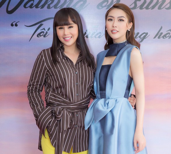 Tuấn Ngọc hát ca khúc chủ đề show thời trang Tôi đi giữa hoàng hôn - Ảnh 3. Tuấn Ngọc hát ca khúc chủ đề show thời trang Tôi đi giữa hoàng hôn - Ảnh 3.