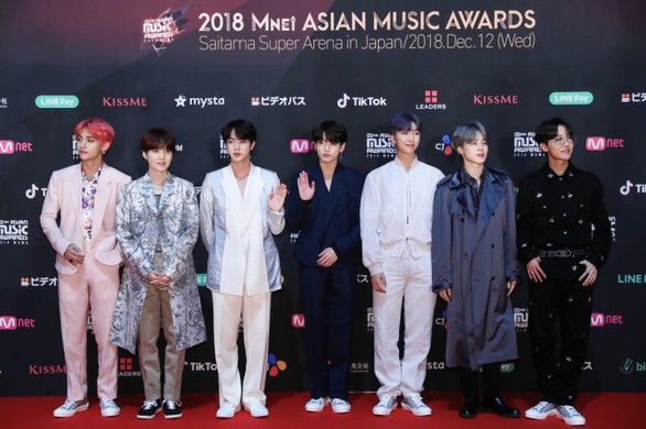 BTS ‘ẵm’ giải Biểu tượng toàn cầu của năm tại MAMA 2018 - Ảnh 1.