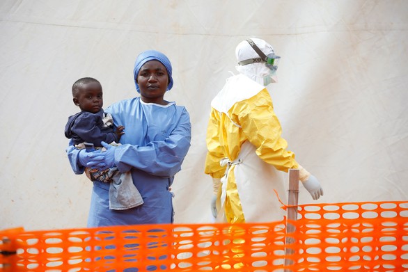 Ebola đang vượt tầm kiểm soát ở CHDC Congo - Ảnh 2.