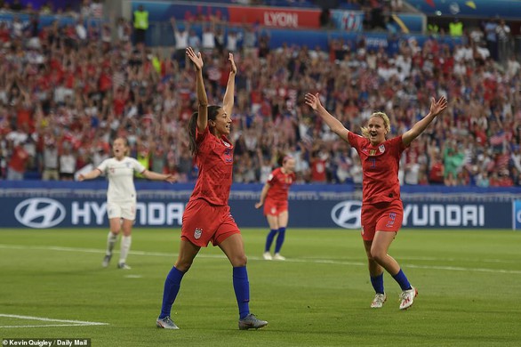 Đá bại Anh, tuyển nữ Mỹ vào chung kết World Cup - Ảnh 1. Đá bại Anh, tuyển nữ Mỹ vào chung kết World Cup - Ảnh 1.