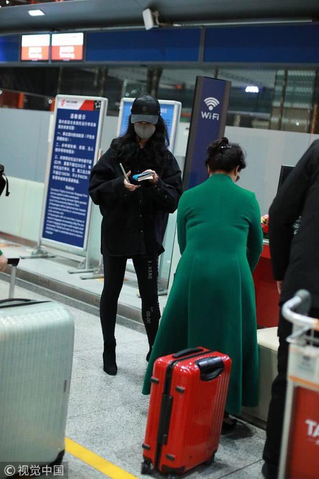 Hậu chia tay Song Seung Hun, Lưu Diệc Phi sống kín đáo và kép kín - 2 Hậu chia tay Song Seung Hun, Lưu Diệc Phi sống kín đáo và kép kín - 2