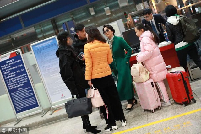 Hậu chia tay Song Seung Hun, Lưu Diệc Phi sống kín đáo và kép kín - 4 Hậu chia tay Song Seung Hun, Lưu Diệc Phi sống kín đáo và kép kín - 4