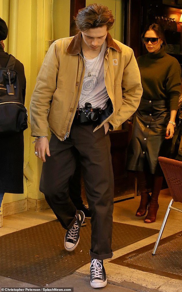 Victoria Beckham và gu thời trang thanh lịch - 2 Victoria Beckham và gu thời trang thanh lịch - 2